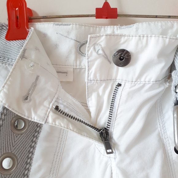 Esprit Summer White Capris - Picture 4 of 9